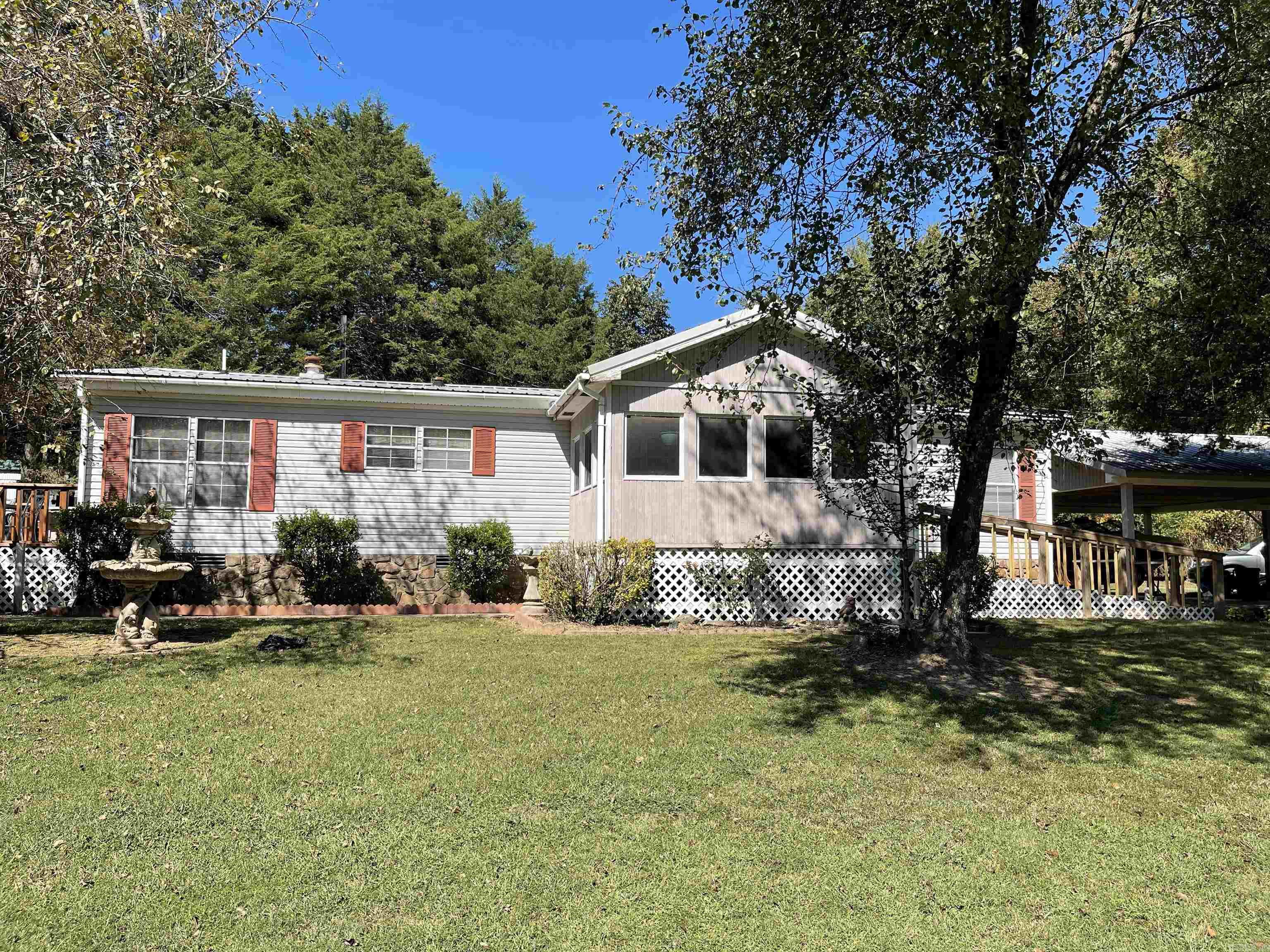 Robin Ln, Higden, AR 72067