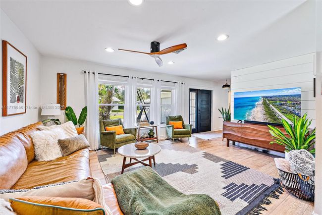 226 W Norfolk Rd, House other with 4 bedrooms, 2 bathrooms and null parking in Jupiter FL | Image 5