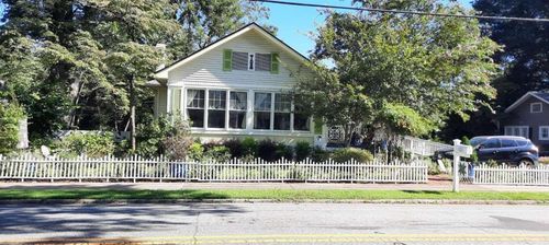322 Cedar St, Carrollton, GA, 30117-2407 | Card Image