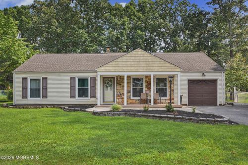 35 Buckingham Dr, Jackson, NJ, 08527-2632 | Card Image