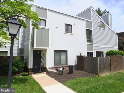 apt-3e-1710 Oakwood Ter, PENN VALLEY, PA, 19072-1044 | Card Image
