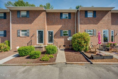 8-201 Ron Royce Dr, Elizabethton, TN, 37643-6498 | Card Image