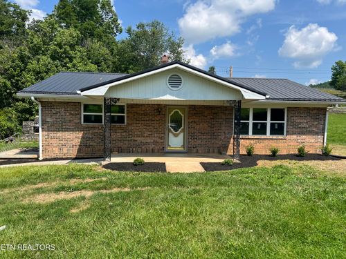 320 Speaks Branch Rd, Rose Hill, VA, 24281-8776 | Card Image