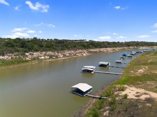 1293 Lake Shore Dr, SPICEWOOD, TX, 78669-1608 | Card Image