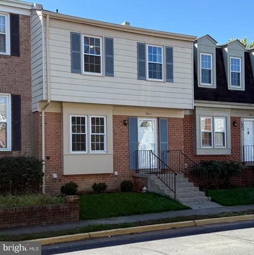 9911 Longford Ct, VIENNA, VA, 22181-6032 | Card Image