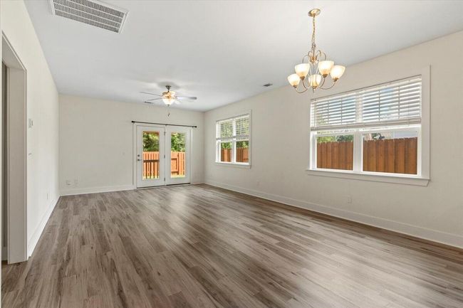 12-Living Room | Image 12