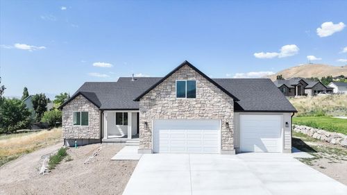 821 E 160 N, Hyde Park, UT, 84318-4801 | Card Image