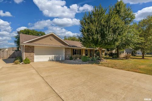 1703 N Dawn Dr, Marion, IL, 62959-3767 | Card Image