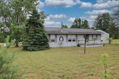 2925 E Cranberry Lake Rd, Harrison, MI, 48625-8325 | Card Image