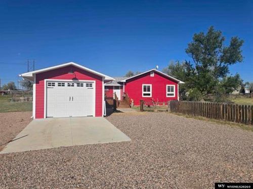 7 Miller Rd, Glenrock, WY, 82637-9706 | Card Image