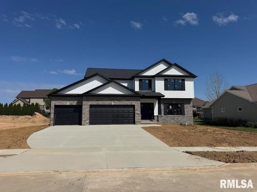 106 Samuel Ct, Washington, IL, 61571-4047 | Card Image