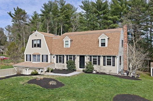 89 Sunset Way, Pembroke, MA, 02359-2323 | Card Image