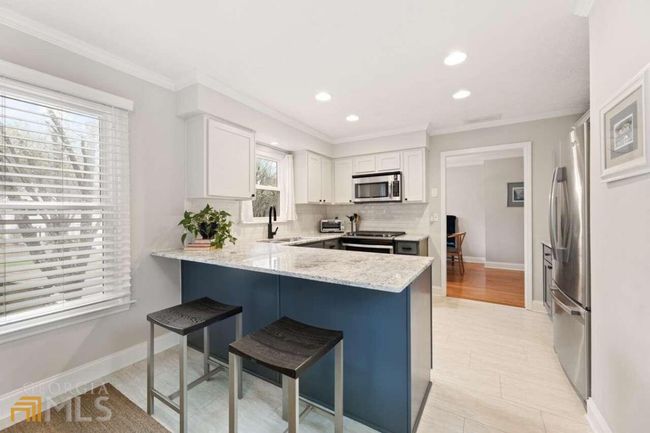 1840 N Creek Cir, House other with 3 bedrooms, 3 bathrooms and 2 parking in Alpharetta GA | Image 12