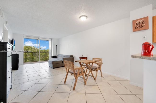 APT-503 - 8730 N Sherman Cir, Condo with 2 bedrooms, 2 bathrooms and null parking in Miramar FL | Image 10
