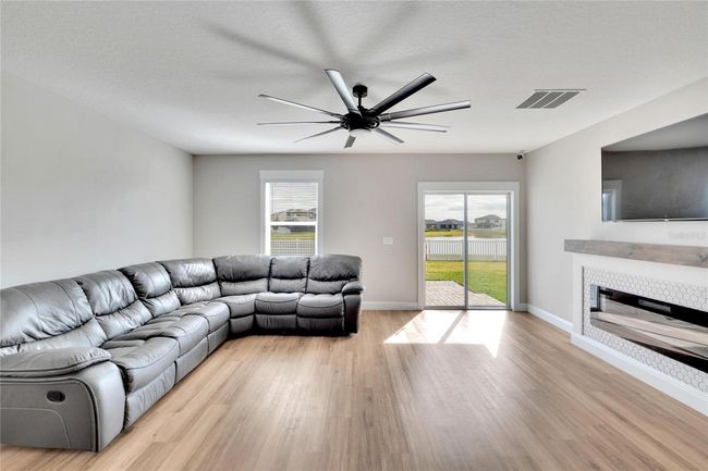 12783 Maple Bonsai Dr, House other with 5 bedrooms, 3 bathrooms and null parking in RIVERVIEW FL | Image 12