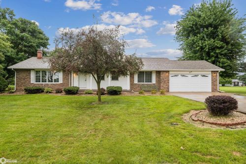 616 W Maple St, Stronghurst, IL, 61480-5080 | Card Image