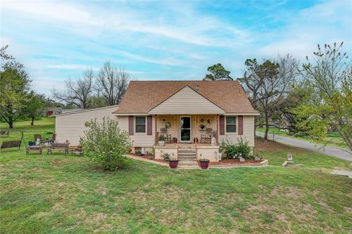 701 Comanche Ave, Rush Springs, OK, 73082 | Card Image