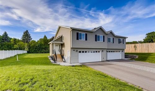 5520 Lindsay St, Golden Valley, MN, 55422-4626 | Card Image