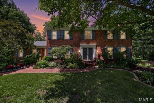 29A Chapel Hill Estates Drive, Town and Country, MO, 63131 | Card Image