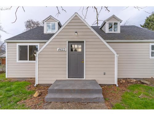 4623 Ne Sumner St, Portland, OR, 97218-2059 | Card Image
