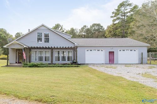 608 Stewart Hollow Rd, Grant, AL, 35747-8158 | Card Image