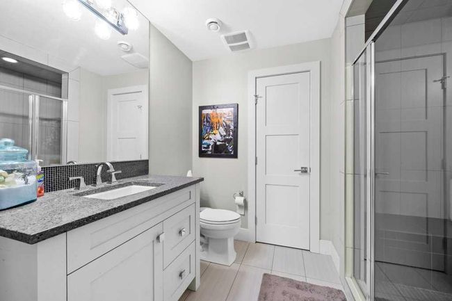 18 Whispering Springs Way, House other with 4 bedrooms, 4 bathrooms and 6 parking in Heritage Pointe AB | Image 29
