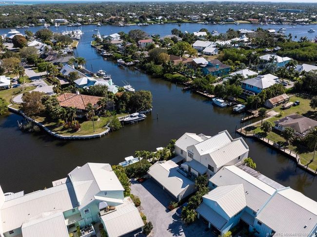 APT-16 - 3901 Saint Lucie Blvd, Condo with 2 bedrooms, 3 bathrooms and 1 parking in Stuart FL | Image 40