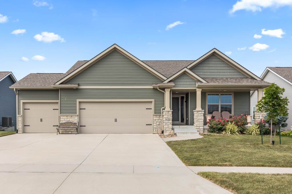 Autumn Crest Dr, Ankeny, IA 50023