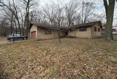 4690 Shriver Rd, Green, OH, 44720-1179 | Card Image