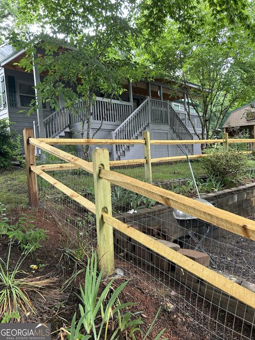 76 Stag Leap Dr, Cleveland, GA, 30528-2980 | Card Image