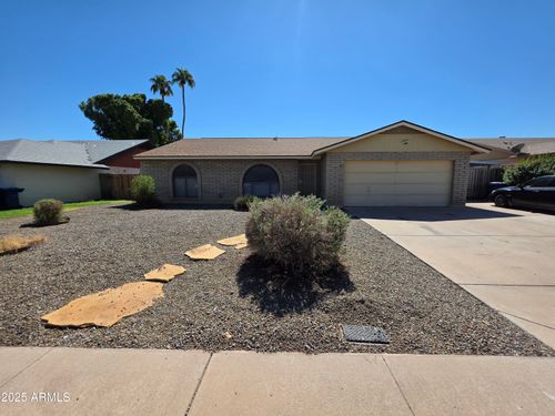 915 W Carmen St, Tempe, AZ, 85283-3584 | Card Image