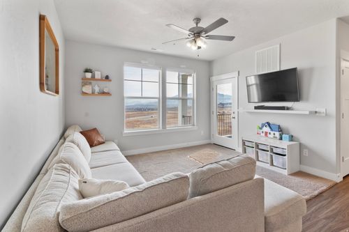 k201-947 W Coral Charm Way, Saratoga Springs, UT, 84045 | Card Image