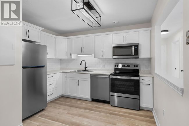 105 - 22 Waterview Hts, Condo with 2 bedrooms, 1 bathrooms and null parking in Charlottetown PE | Image 5