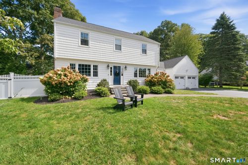 136 Chatham Rd, Fairfield, CT, 06825-1402 | Card Image