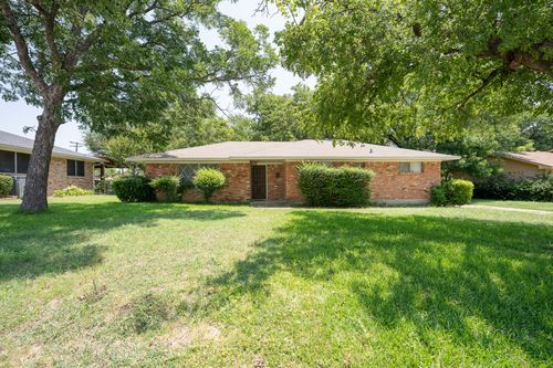 614 N Young Blvd, Desoto, TX, 75115-4442 | Card Image