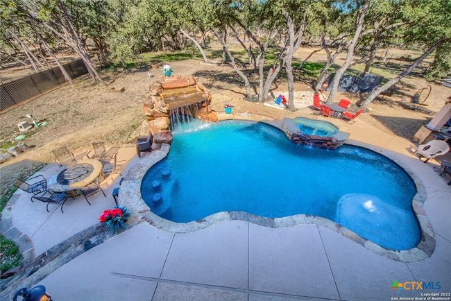 9811 Klein Ct, House other with 6 bedrooms, 7 bathrooms and null parking in New Braunfels TX | Image 34