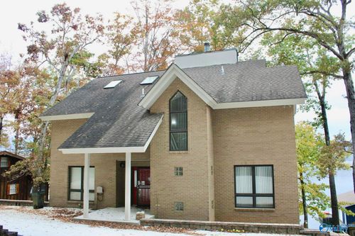 716 Skyline Shores Dr, Scottsboro, AL, 35769-7720 | Card Image