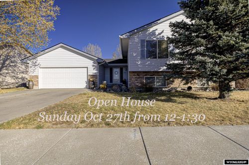 655 Platte Park Road, Evansville, WY, 82636 | Card Image