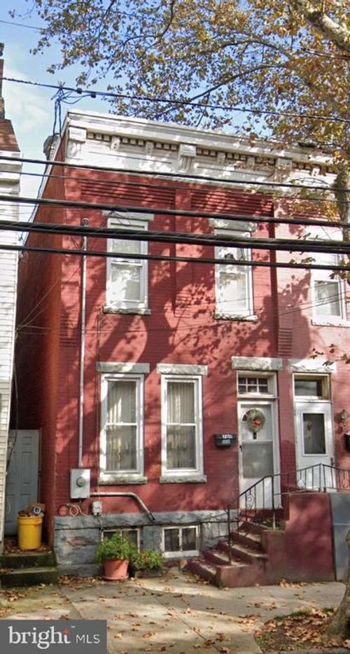 760 Centre St, Trenton, NJ, 08611-3325 | Card Image