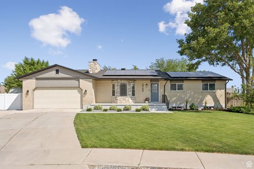 2104 W Champagne Cir, Taylorsville, UT, 84129-1310 | Card Image
