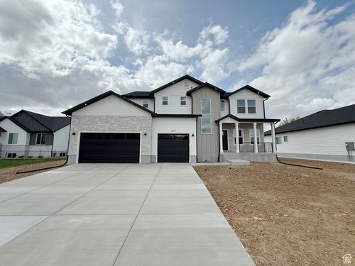 2237 E Parkside Cir, South Ogden, UT, 84403-5361 | Card Image