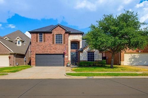 1906 Fountain Wood Dr, Euless, TX, 76039-4358 | Card Image