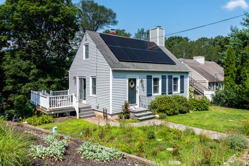 24 Sunset Ter, Essex, CT, 06426-1025 | Card Image