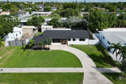 10441 Sw 50th Ter, Miami, FL, 33165-6253 | Card Image