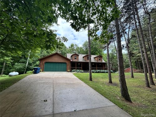 4636 N Hope Rd, Hope, MI, 48628-9315 | Card Image