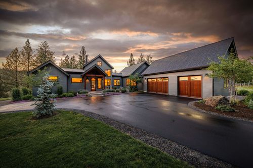 4205 Nw Sawyer, Bend, OR, 97703-5900 | Card Image