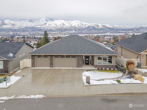 2596 Catalina Avenue, East Wenatchee, WA, 98802 | Card Image