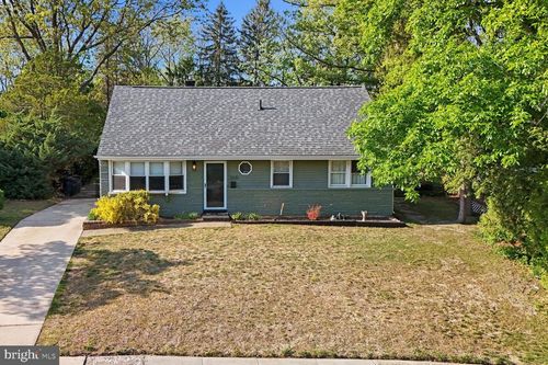 369 Lycoming Ave, WENONAH, NJ, 08090-1324 | Card Image