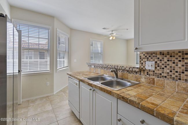 202 - 5693 Star Rush Dr, Condo with 2 bedrooms, 2 bathrooms and null parking in Melbourne FL | Image 18