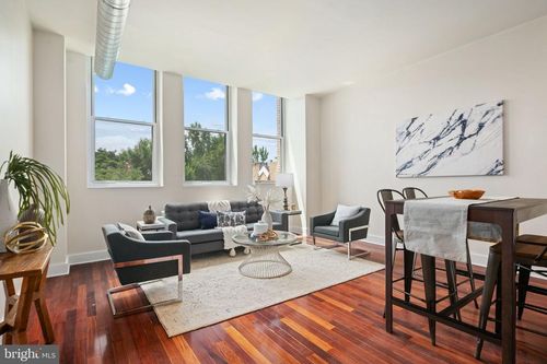 3d-1101 Locust St, PHILADELPHIA, PA, 19107-5519 | Card Image